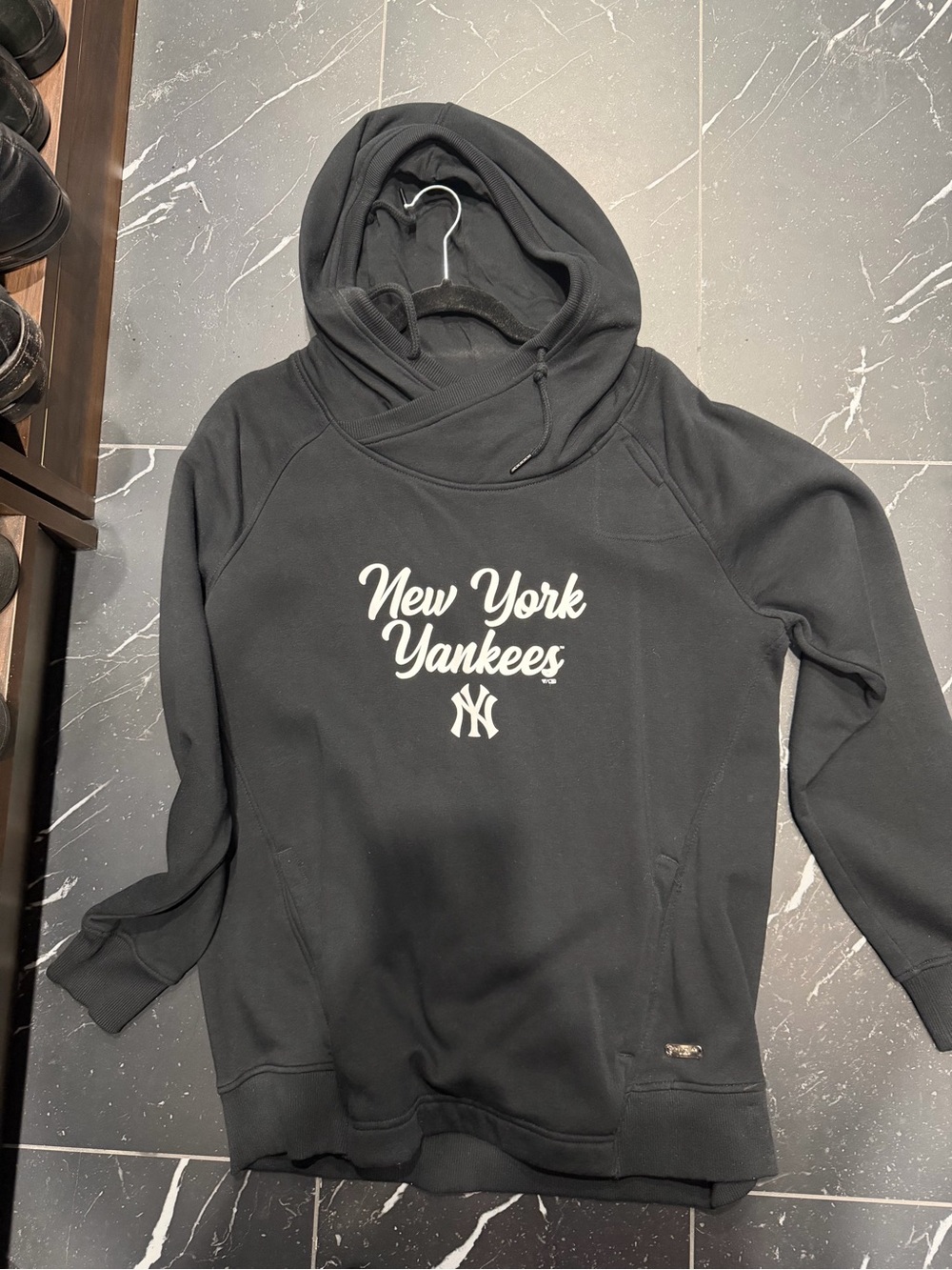 MLB New York Yankees Black Crewneck Sweatshirt with White Script